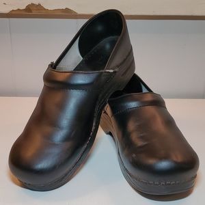 Dansko Professional Black Cabrio Clogs